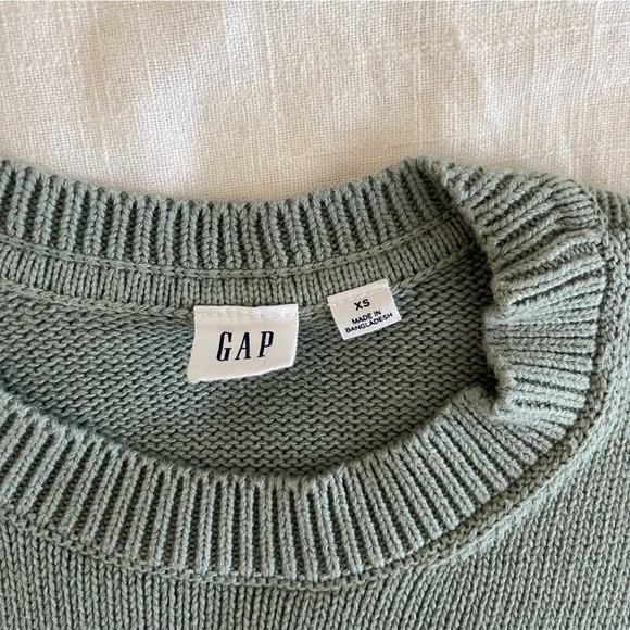 GAP Oversized 24/7 Split-hem Crewneck Sweater (Sage) - Picture 2 of 3